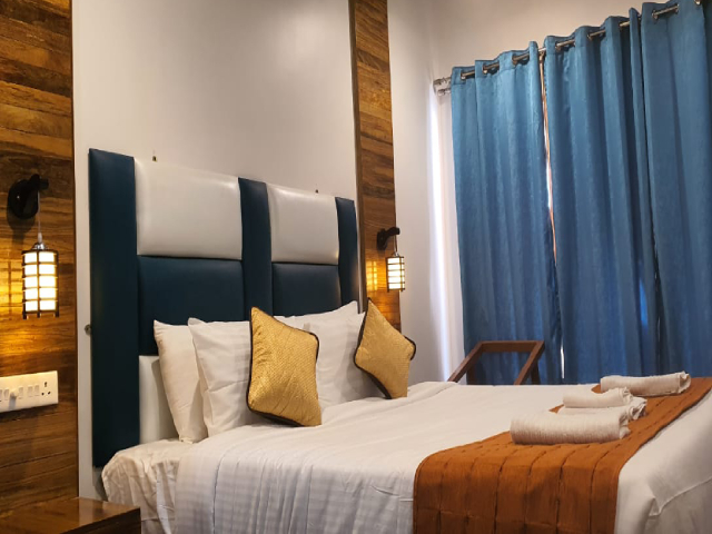 Sea View Cottage Bathtub